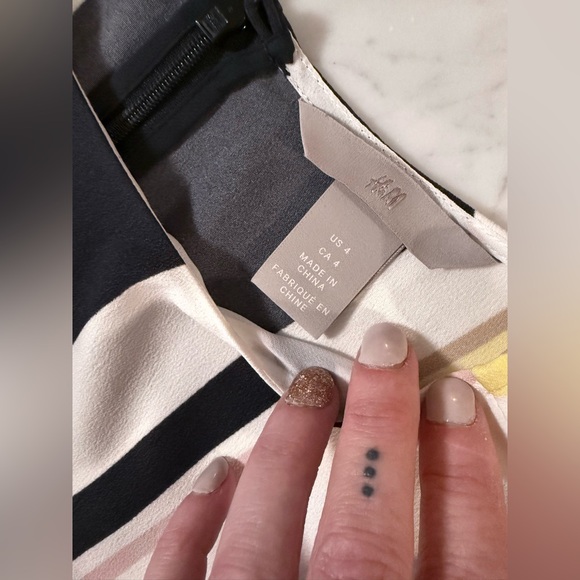 H&M mid knee length dress, size 4 - Picture 10 of 11